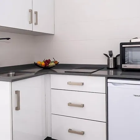 Moderno Estudio Centrico Cerca De La Playa, Ideal Para Familias Y Parejas - Es-180-225 Conil De La Frontera